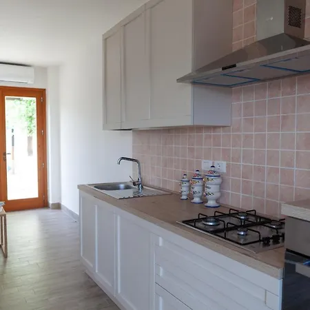 Holiday home Domomea - Villetta Chia Domus De Maria